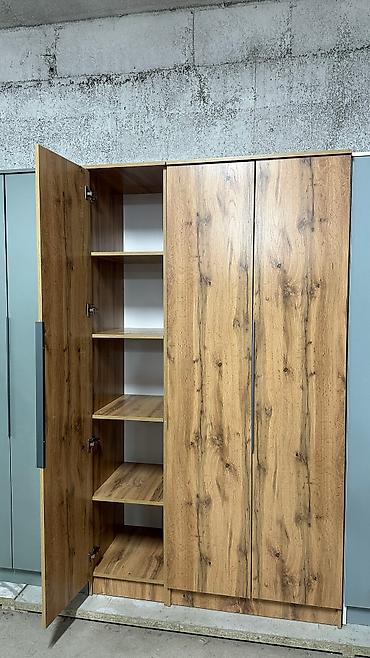 Шифоньеры, шкафы для одежды: Качество на первом месте! Прослужит вам долгие годы! Трехдверный шкаф — 19