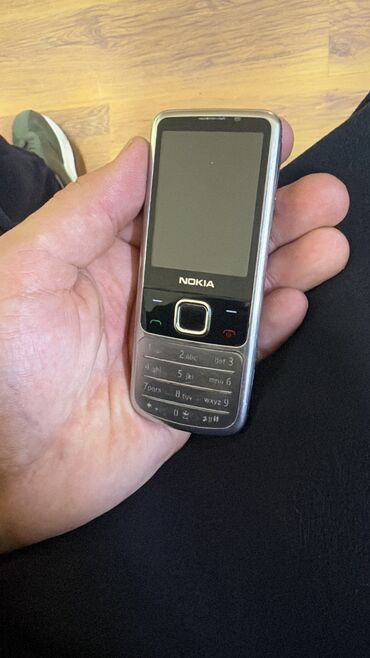 nokia 3120: Nokia 6700 Slide, 2 GB, rəng - Gümüşü, Düyməli