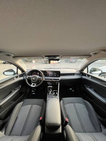 Kia: Kia K5: 1.6 l | 2021 il Sedan — 8