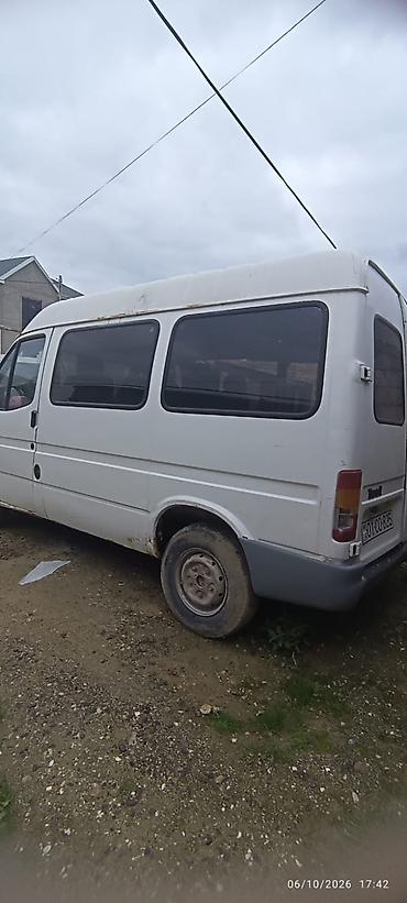 renault 12 toros: Ford Transit: 2.5 l | 1996 il Van/Minivan — 7