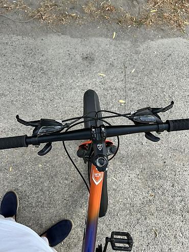 24 velosiped: BMX GTR dağ velosipedi - Çərçivə: yüngül alaşımlı konstruksiya — 1