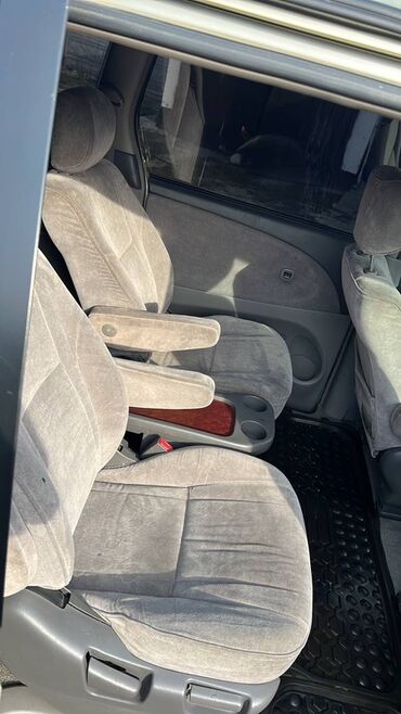 Toyota: Toyota Estima: 2000 г., 2.4 л, Автомат, Газ, Минивэн — 8