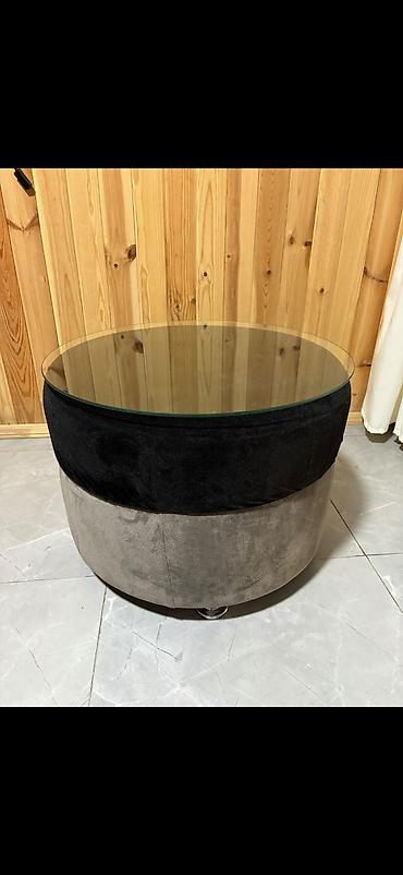 пуфик мягкий: Şüşə üstlü puf/jurnal stolikləri dəsti - Model: 2 ədəd yumşaq — 2