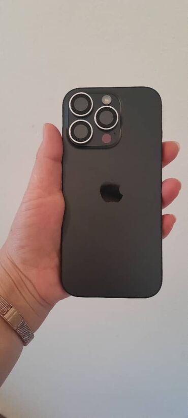 Apple iPhone: IPhone 16 Pro, Б/у, 256 ГБ, Black Titanium, Зарядное устройство, 100 %