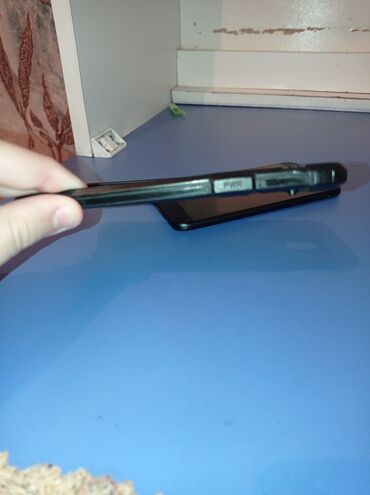 Samsung: Samsung J400, 16 GB, rəng - Qara, Sensor — 15