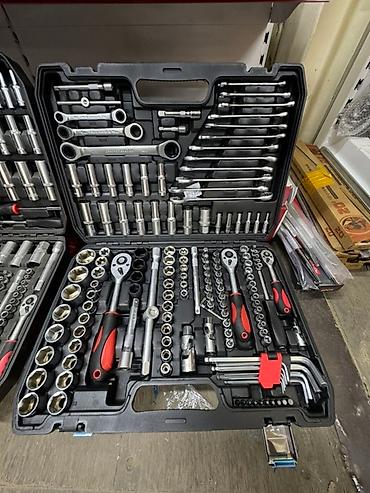 Инструменты для авто: 2000 сом и выше ⬆️ Многофункциональный набор инструментов в черном — 4