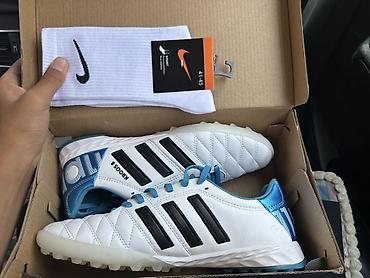 футбольный кеты: Футбольные бутсы/сороконожки KR005 (TF) + носки Nike Sport 40-41 - — 1