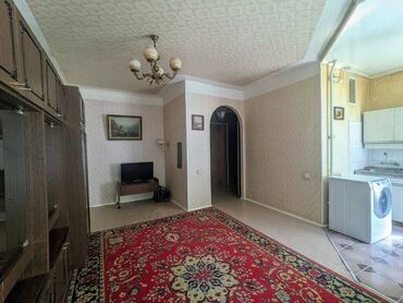 токмок дом квартира: 50 м², 2 комнаты, Утепленный, Бронированные двери, Евроремонт