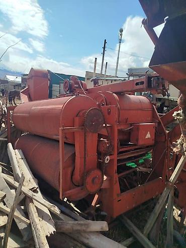 Уборочная техника: Зерноочиститель зернометатель См-4 Отвал-рыхлитель (V-образный) для — 6