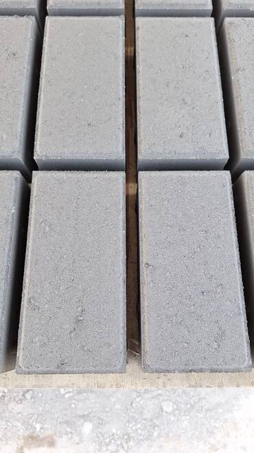 Брусчатка кирпич: Брусчатка кирпич, Дорожная, Бетонная, Литая, Новый, Гарантия, Бесплатный выезд, Укладка — 3