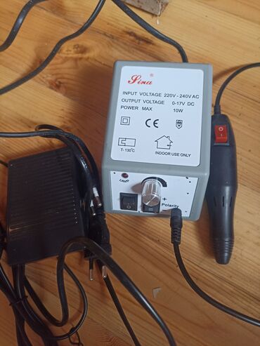 Dırnaq qurutma lampaları: Manikür/pedikür aparatı (elektrik frez): - Giriş: 220V - 240V AC -