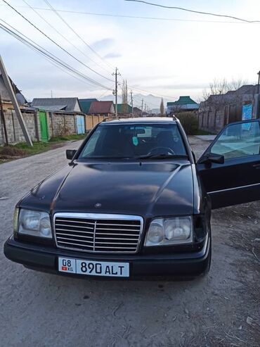 Mercedes-Benz: Mercedes-Benz W124: 1994 г., 2 л, Механика, Бензин, Универсал