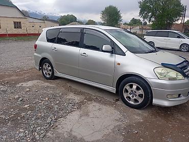 vip razbor: Toyota Ipsum: 2002 г., 2.4 л, Автомат, Газ, Минивэн — 1