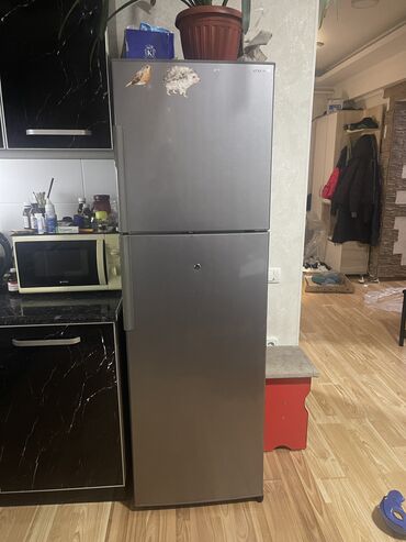 холодильк: Холодильник Sharp, Б/у, Двухкамерный