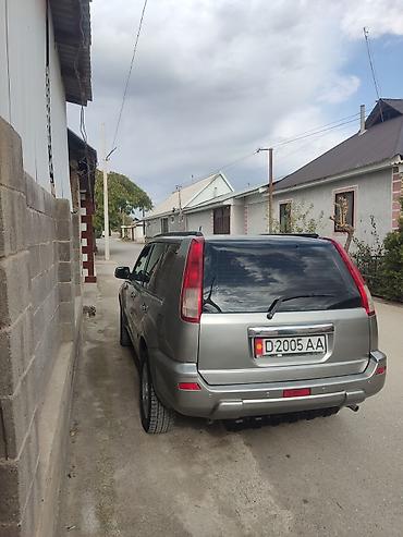 Nissan X-Trail: 2002 г., 2 л, Кол менен иштөөчү, Бензин, Кроссовер — 4