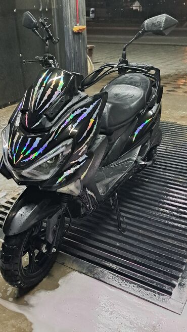 Скутеры: Тип скутера Yamaha, 150 куб. см, Бензин, Новый — 7