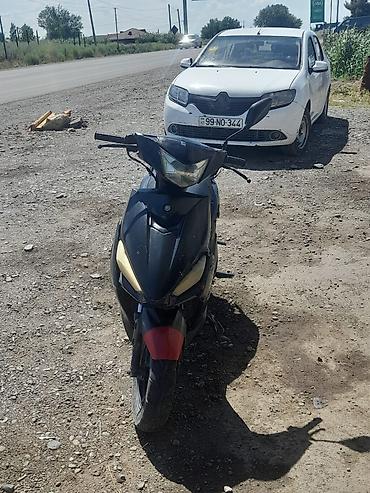 yamaha su motoru: Şəhərdaxili sürüş üçün kompakt skuter - Yanacaq növü: benzin - Gövdə — 5