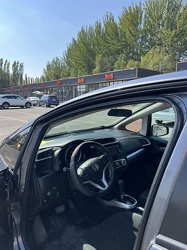 капот honda crv: Honda Fit: 2016 г., 1.5 л, Вариатор, Бензин, Хэтчбэк — 7
