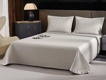 Комплекты постельного белья: Стеганое покрывало велюровые на кровать (набор) двумя наволочками — 10