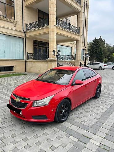 Chevrolet: Chevrolet Cruze sedan - Korpus: 4 qapılı sedan, qırmızı rəng, qara — 1