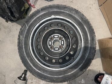 зимние шины 15 размер: Дөңгөлөктөр монтажда 190 / 60 / R 15, 1 даана, Жеңил унаалар, Темир, тешиктери - 4