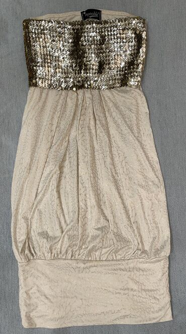 Ziyafət donları: Сливочно-белое платье с золотыми пайетками, топ на резинке, поэтому