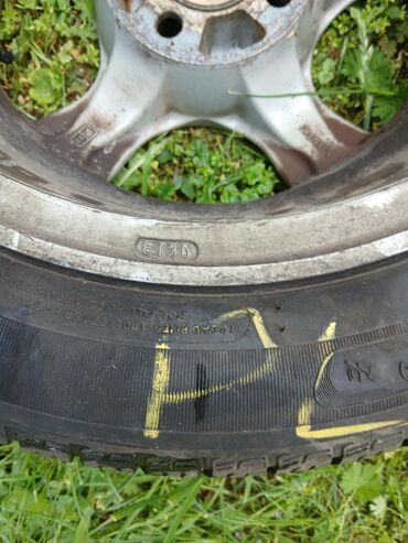 Gume i felne: Prodajem originalne OZ Racing aluminijumske felne R14 sa letnjim — 5