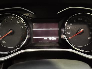 Chevrolet: Chevrolet Onix: 2020 г., 1.2 л, Бензин — 16