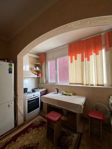 снять квартиру 6 микрорайон в Кыргызстан | Продажа квартир: 1 комната, 45 м², 106 серия улучшенная, 6 этаж, Старый ремонт, Электрическое отопление