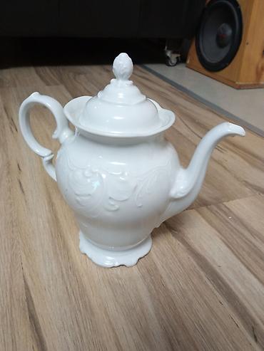 Čajnici: Porcelanski čajnik sa poklopcem – klasičan beli servisni komad - — 4
