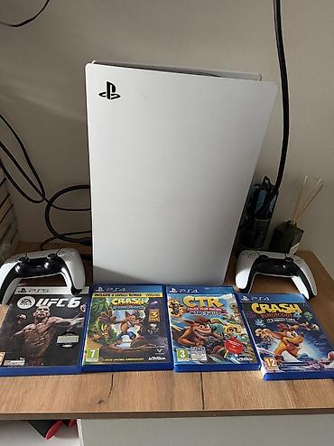 купить playstation 5 в баку: Playstation 5 satilir,Tezedi, 1 aydi alinib, kochmekle elaqedar — 1