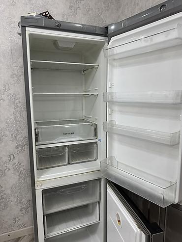 indesit: Холодильник Indesit, двухкамерный, серебристый цвет, нижняя — 2