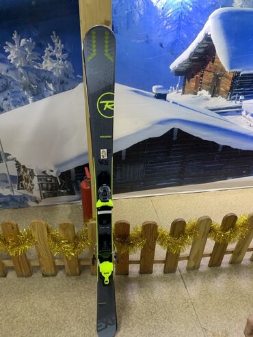 Лыжи: Продаю лыжи с креплениями Rossignol EXP74 - трассовые (1 лыжа сломана