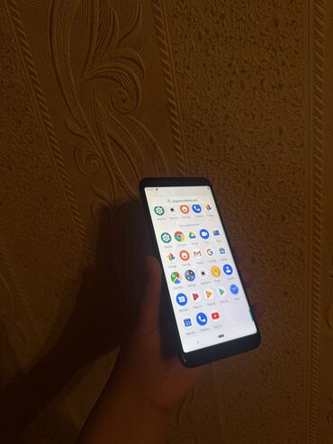 Xiaomi: Xiaomi Mi A2, 64 GB, rəng - Qara, 
 Zəmanət, Barmaq izi, İki sim kartlı