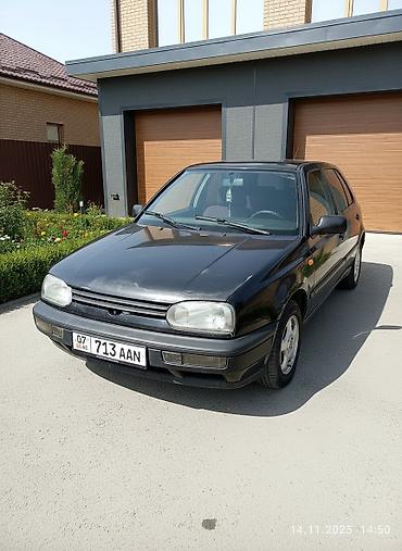 капот гольф 2: Volkswagen Golf: 1994 г., 1.8 л, Автомат, Бензин, Хэтчбэк — 1