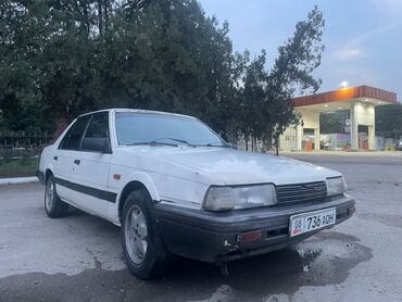 Mazda: Mazda 626: 1986 г., 2 л, Механика, Бензин, Седан