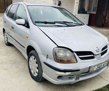 Nissan: Nissan Almera Tino: 2002 г., 0.2 л, Механика, Бензин, Седан