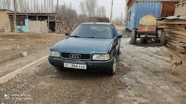 зеленая audi: Audi 80: 1993 г., 2 л, Механика, Бензин, Седан
