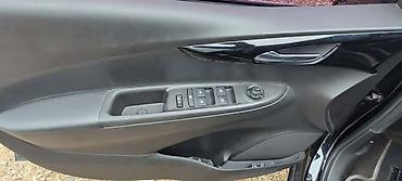 Chevrolet: Chevrolet Spark: 2016 г., 1 л, Вариатор, Бензин, Хэтчбэк — 6