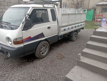 Hyundai Porter: 2001 г., 2.6 л, Механика, Дизель