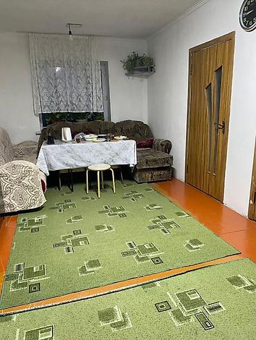 Продажа коттеджей и домов: Продается полумансардный дом в районе Арча-Бешик. Участок по — 6