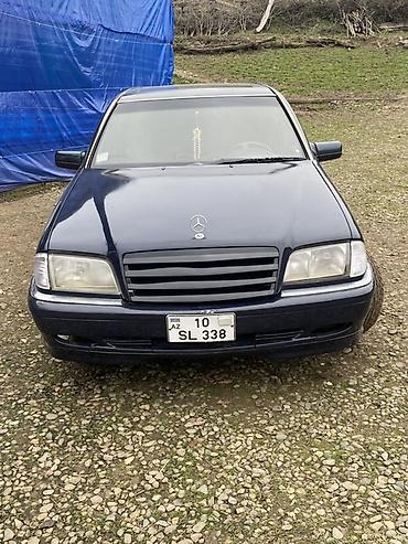 Mercedes-Benz: Mercedes-Benz sedan - Korpus: 4 qapılı sedan, tünd rəng - Salon — 16