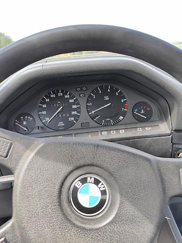 320i: BMW 3 series: 1984 г., 2 л, Механика, Бензин, Седан — 9