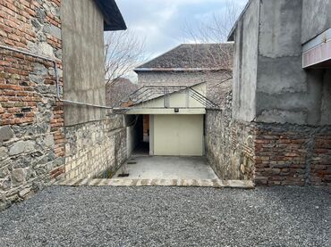 Həyət evləri və villaların satışı: 5 otaqlı, 150 kv. m, Kredit yoxdur, Orta təmir — 5