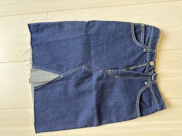 Кожаные куртки: Продаю две кожаных куртки натуральная кожа на обеих. Размер подойдет — 9