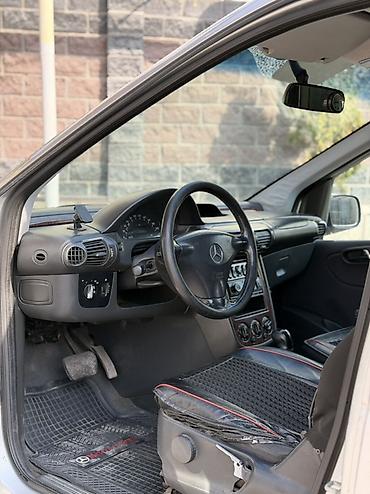 бус цена: Mercedes-Benz Vaneo: 2003 г., 1.6 л, Автомат, Бензин, Минивэн — 8