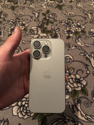 телефон айф: IPhone 15 Pro, Колдонулган, 256 ГБ, Күмүш, 88 %