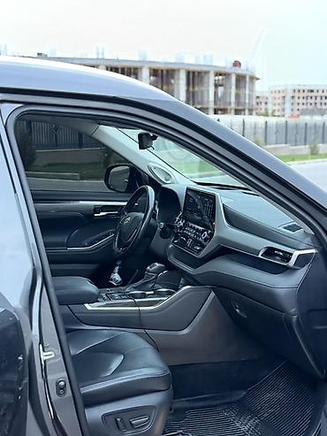 sequoia 2010: Toyota Highlander: 2021 г., 2.5 л, Вариатор, Гибрид, Кроссовер — 10