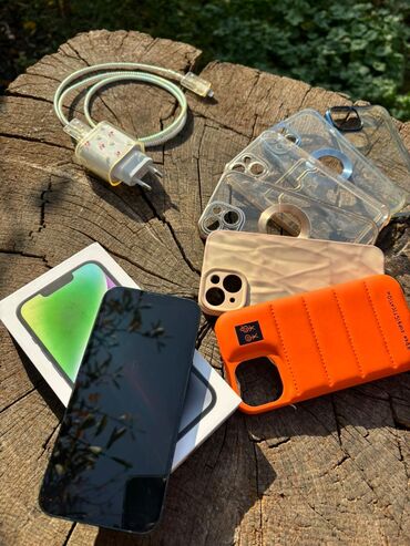 Apple iPhone: IPhone 14, 128 GB, Midnight, Barmaq izi, Simsiz şarj, Face ID — 8