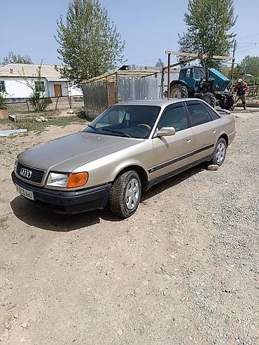 салон на гольф 4: Audi 100: 1991 г., Механика, Бензин, Седан — 3